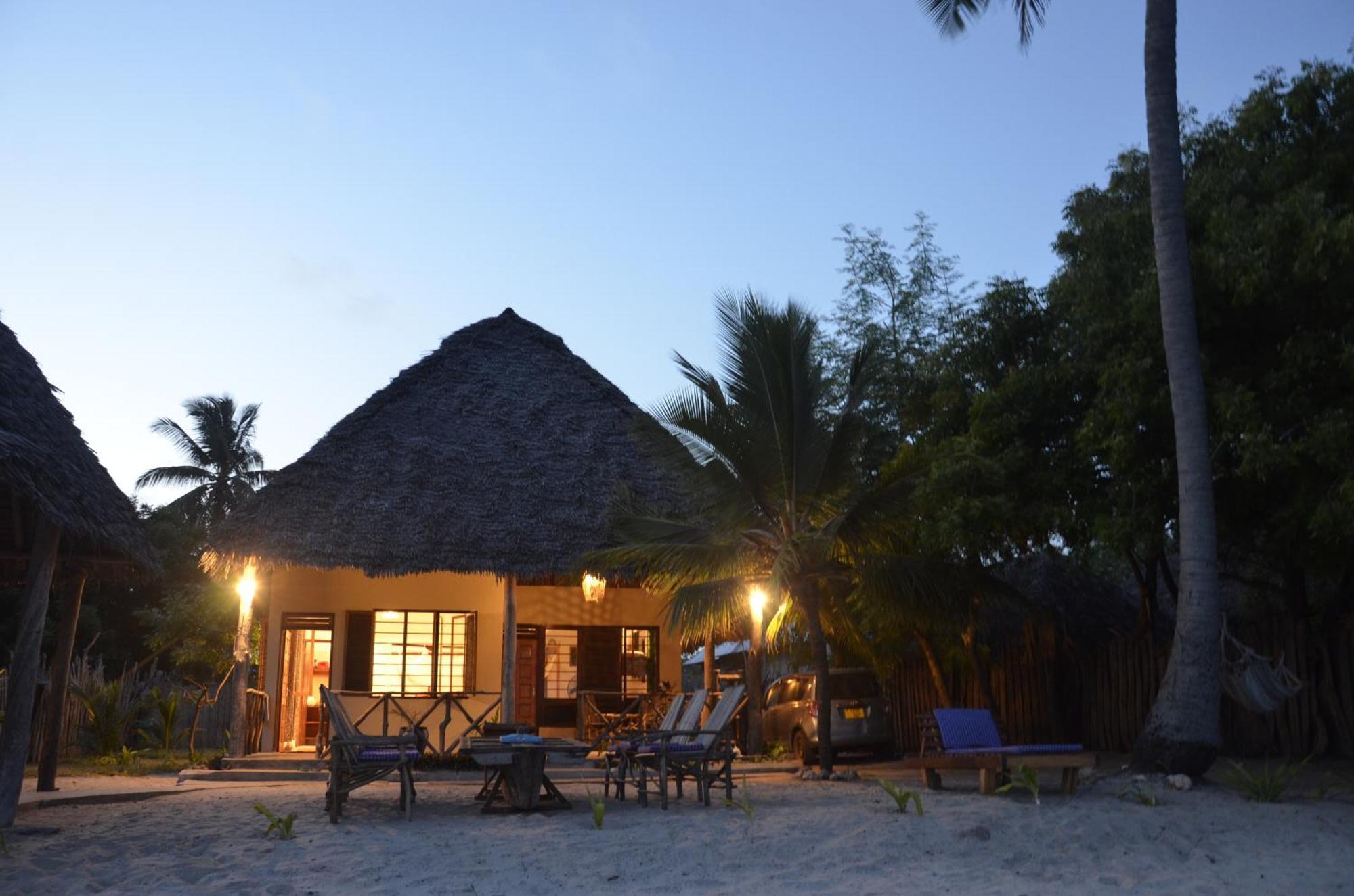 Lui Ushongo Beach House Pangani المظهر الخارجي الصورة